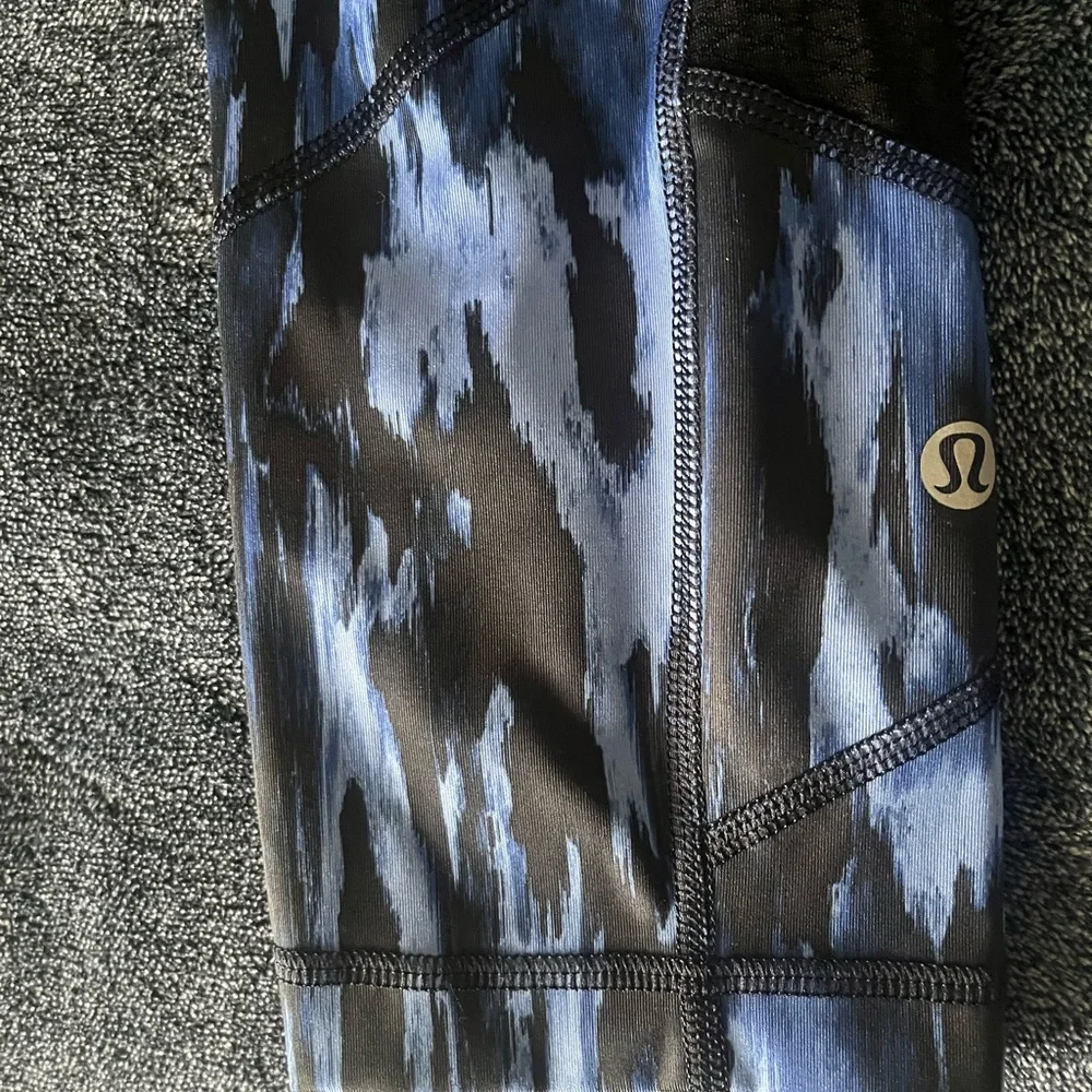 lululemon athletica stylish blue